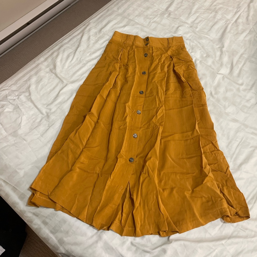 Vintage mustard midi skirt